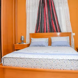  Quarto em Acomodações Particulares Hot Belvedere